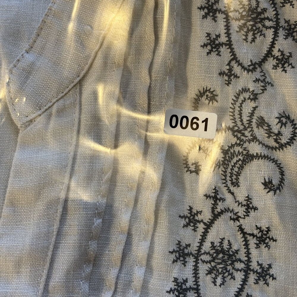 Vintage Carole Little XL Linen Sleeveless Button Front Blouse Black Embroidery - Picture 9 of 9